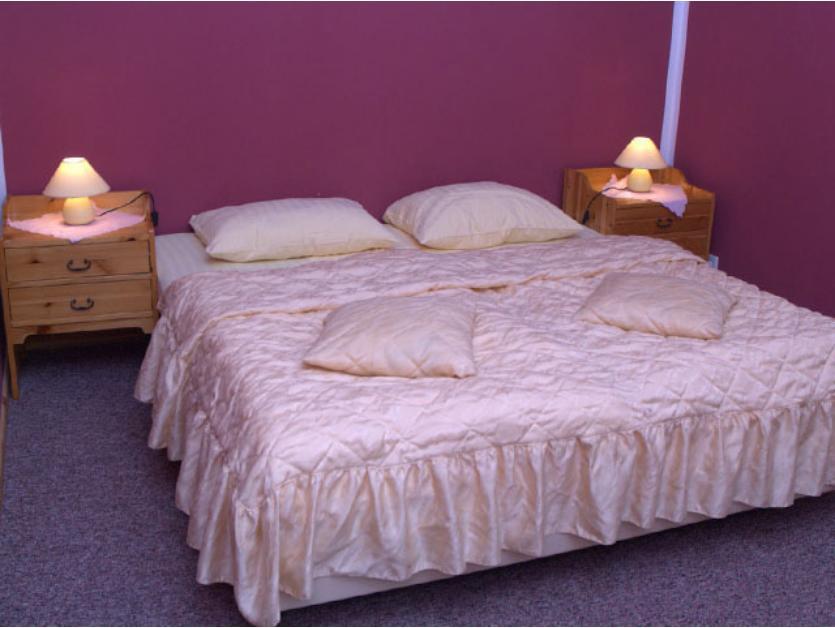 Hotel Keszyca Lesna 外观 照片